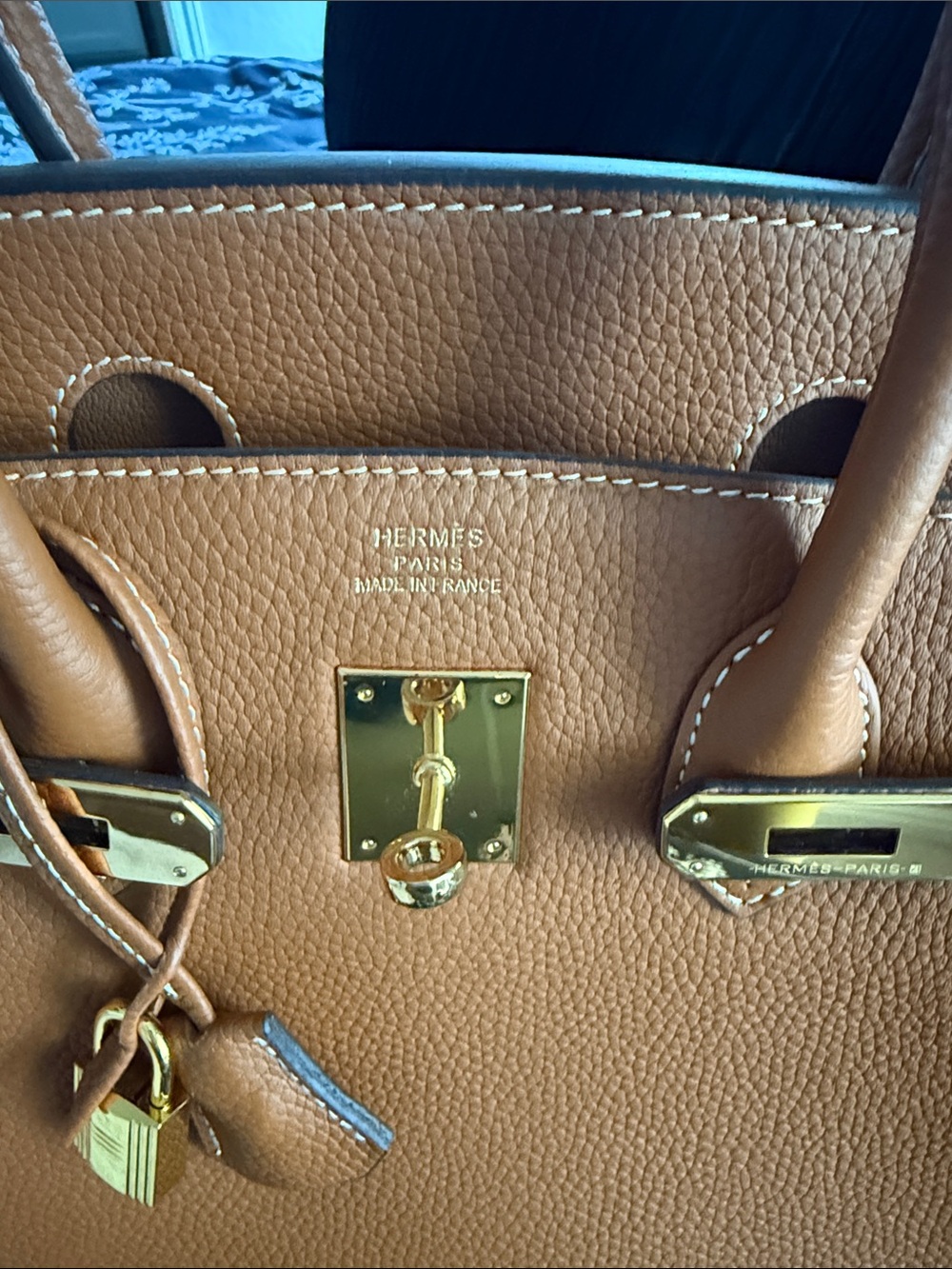 Classic Leather Top-Handle Bag in Tan - Picture 3 of 11